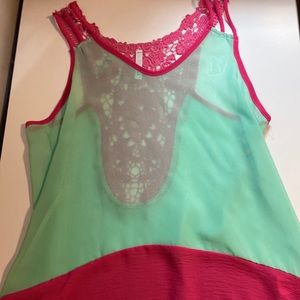 women’s tank top